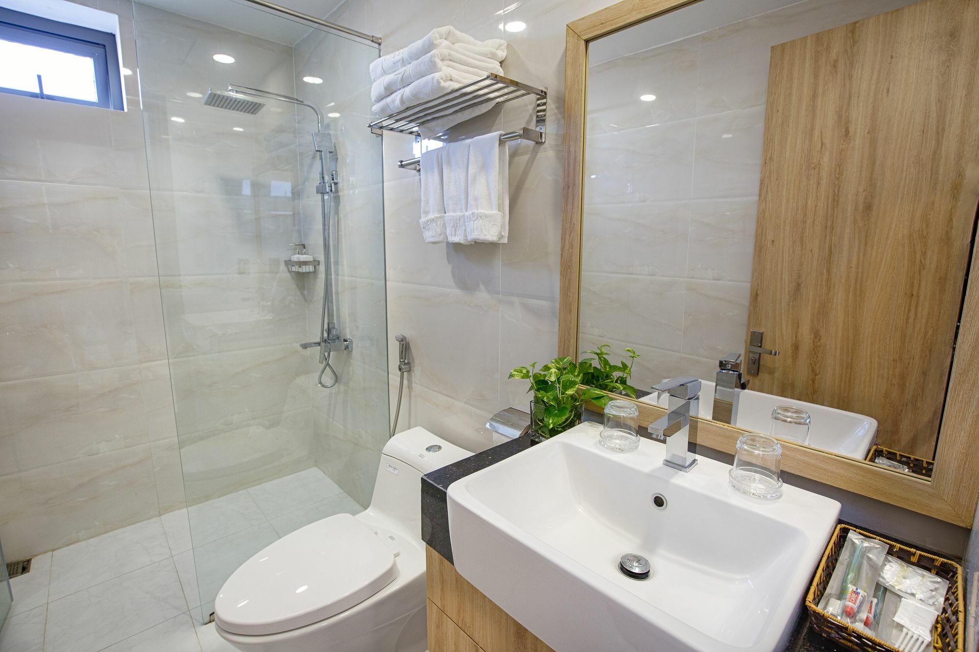 Continent Hotel Đà Nẵng Kültér fotó